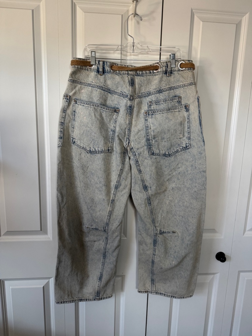 We the Free Moxie Barrel jeans. - Picture 5 of 9